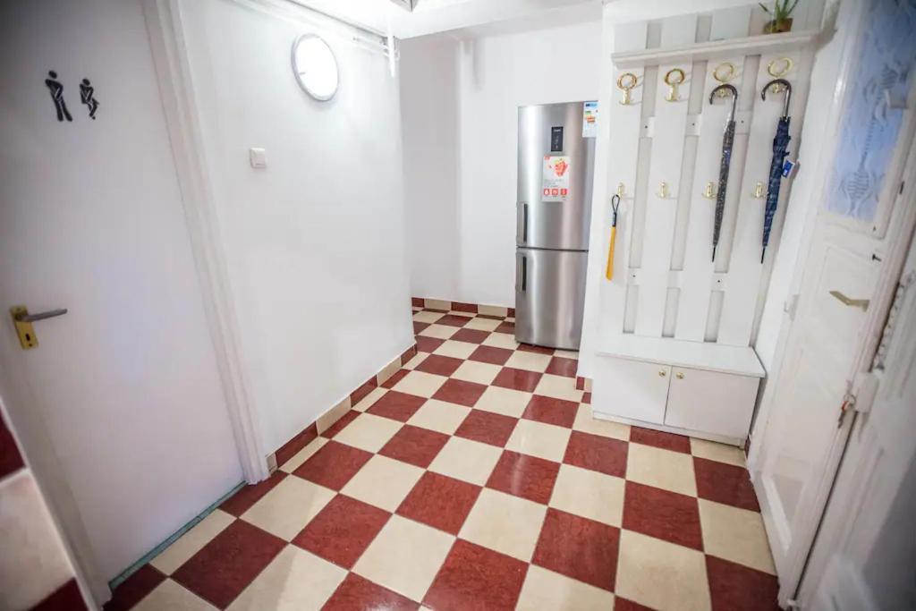 Center Apartment 5 Private Room For 19 People Budapest Eksteriør bilde